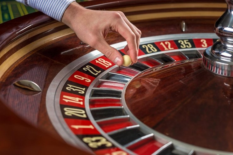 138klub platform homepage showing sportsbook, live casino, and slot game categories
