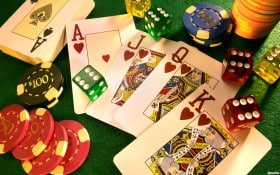 Sweet Bonanza slot showing tumbling symbols and free spin feature trigger